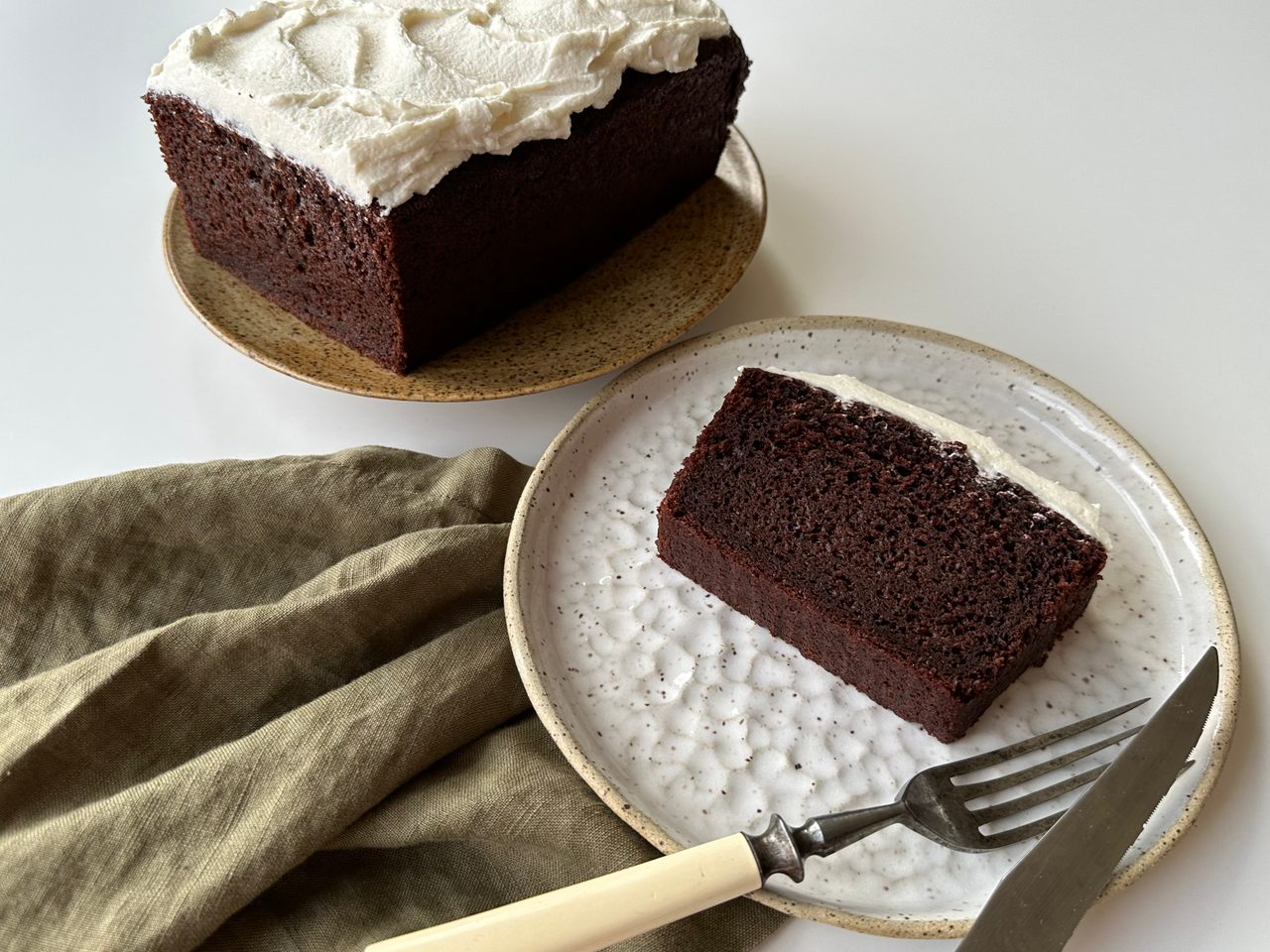 The first “red” chocolate cakes were barely red at all.