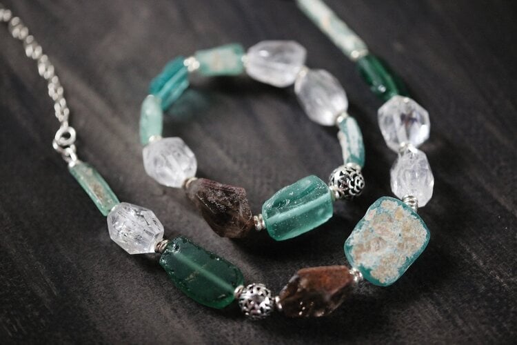 Assemble Glass Beaded Jewelry for Pay